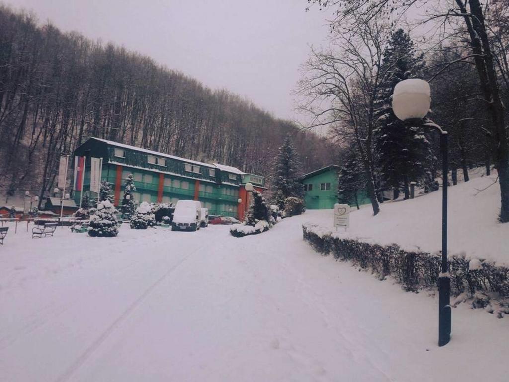 Guesthouse Edelnice Gornja Trepca Екстер'єр фото