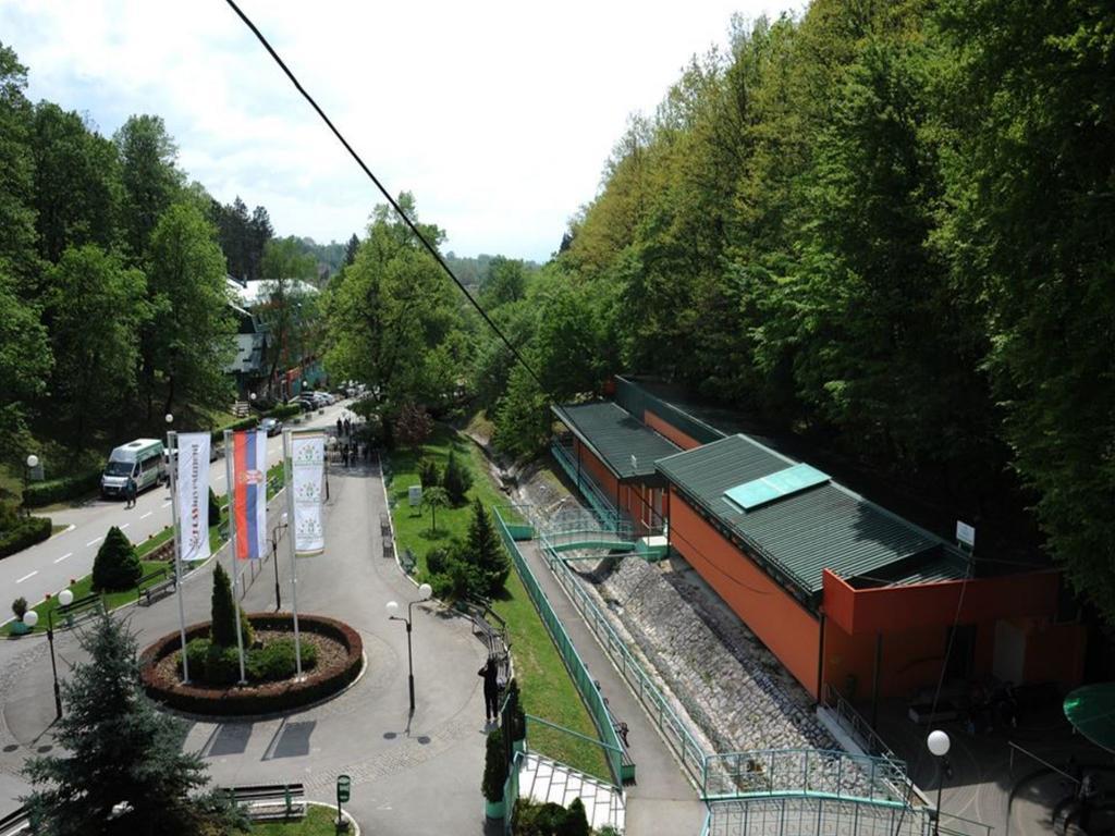 Guesthouse Edelnice Gornja Trepca Екстер'єр фото