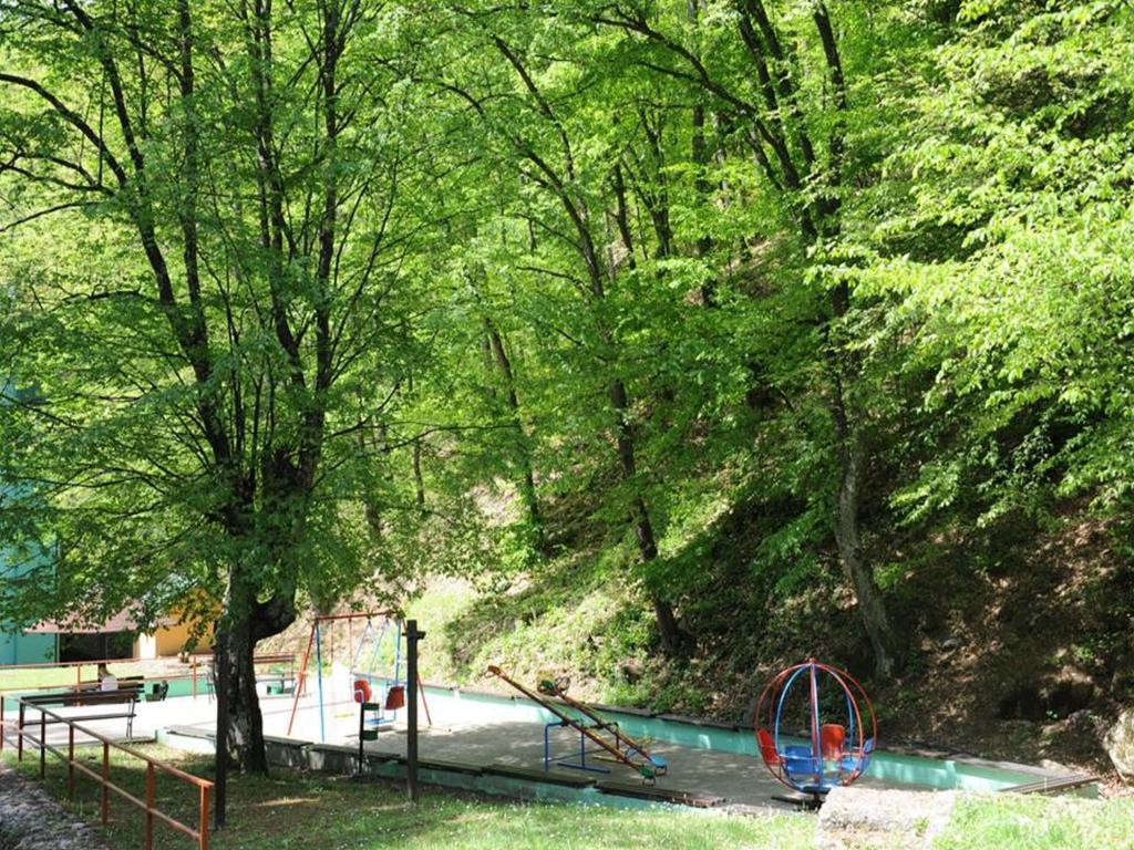 Guesthouse Edelnice Gornja Trepca Екстер'єр фото
