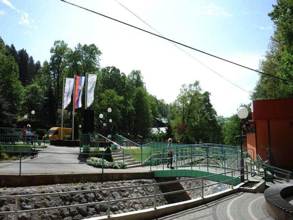 Guesthouse Edelnice Gornja Trepca Екстер'єр фото