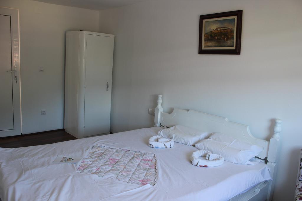 Guesthouse Edelnice Gornja Trepca Екстер'єр фото